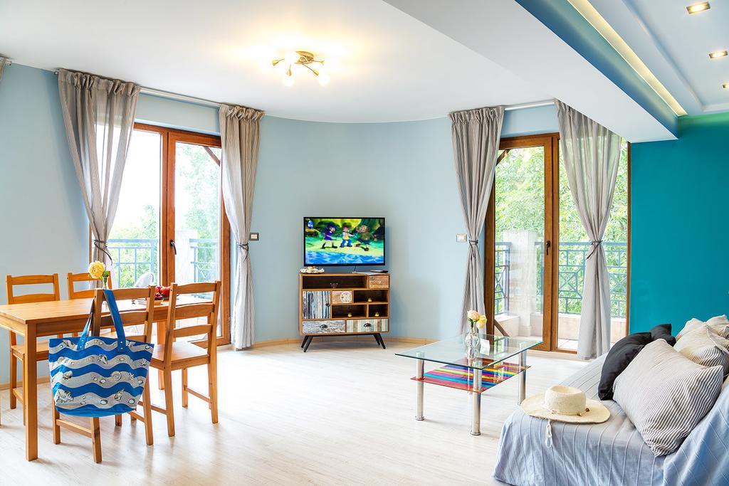 Aparthotel Prostor Kavarna Buitenkant foto