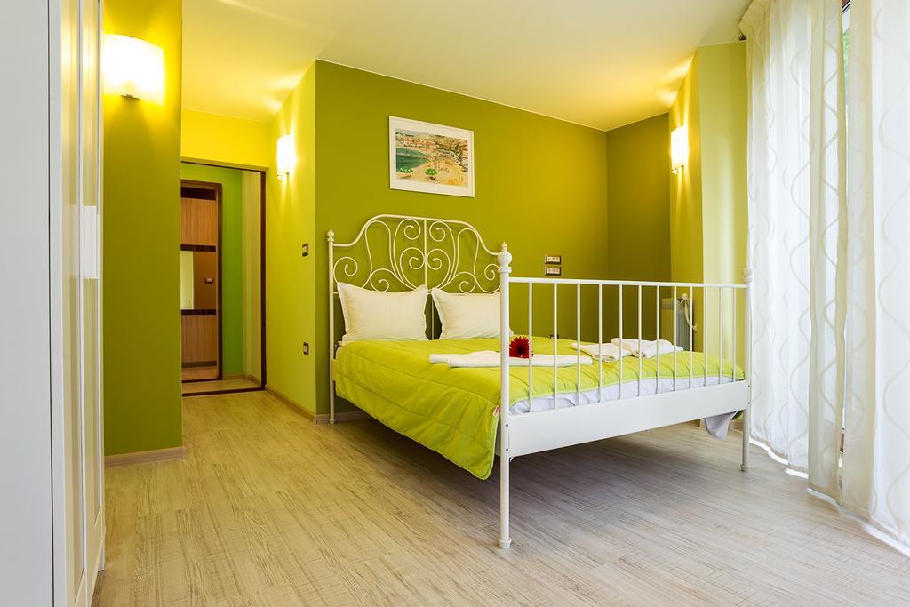Aparthotel Prostor Kavarna Buitenkant foto