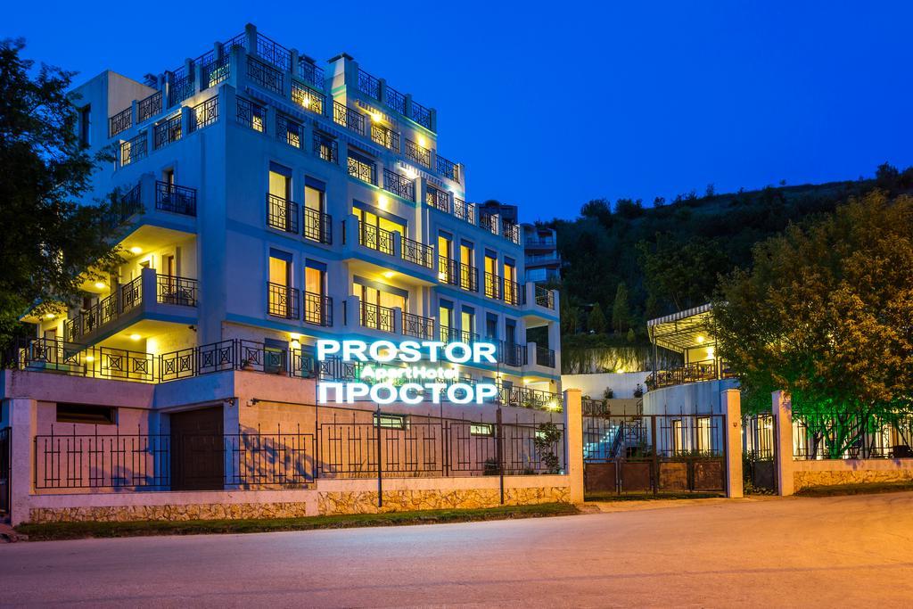 Aparthotel Prostor Kavarna Buitenkant foto